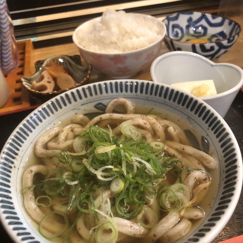 朝定食(うどん 讃く)