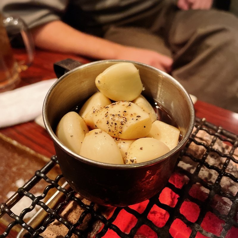 ニンニク焼き(魅惑の七輪 らんまん （ミワクノシチリンランマン）)