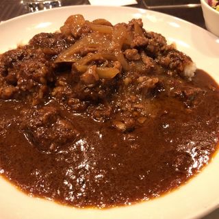 黒毛和牛ビーフカレー(牛肉炒め物のせ) (いわむら )