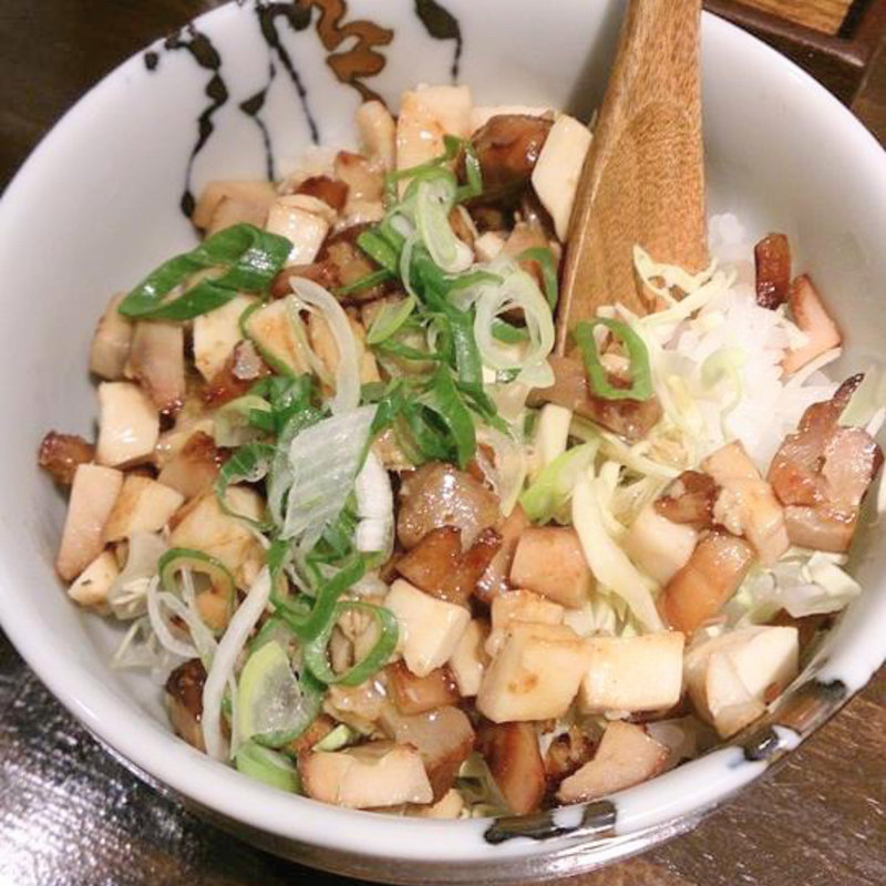 鶏のチャーシュー丼(鶏喰 （～TRICK～）)