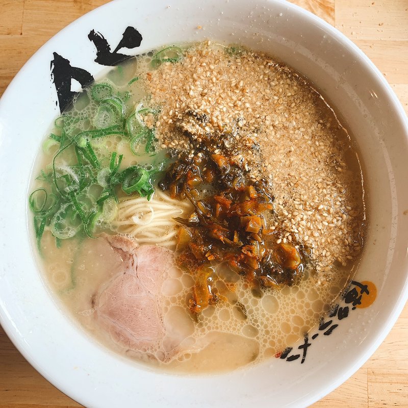 おいしいラーメン(博多ラーメン 膳 小笹店)