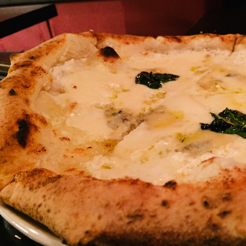 クアトロ フォルマッジ(ベオーネ （BEONE）)