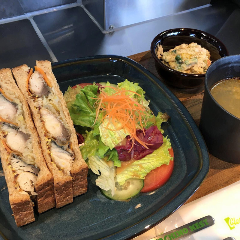 常陸さばサンドと本日のスープ(常陸野ブルーイング・ラボ 神田万世橋店)