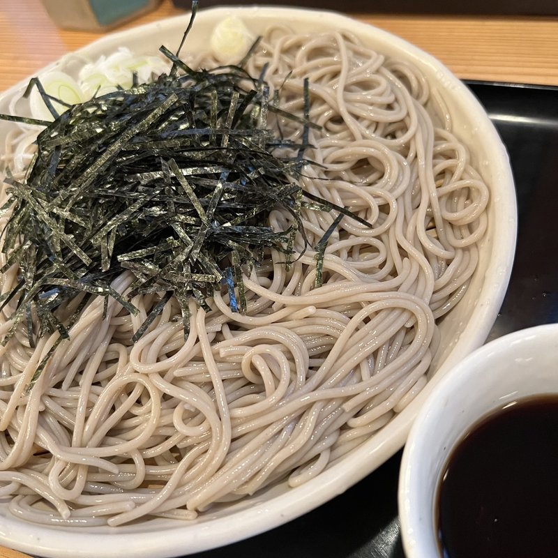 へぎ蕎麦(越後十日町そば がんぎ 新川二丁目店)