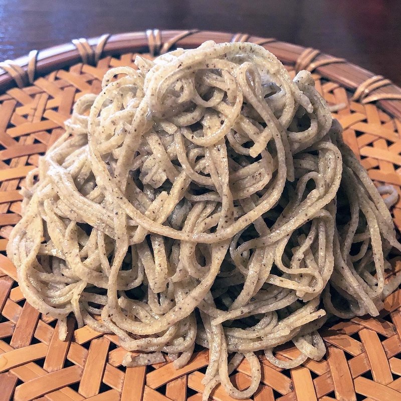 あら挽き 手挽きせいろ(蕎麦恵土)