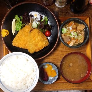 江東区で食べられる人気アジフライランキング Sarah サラ