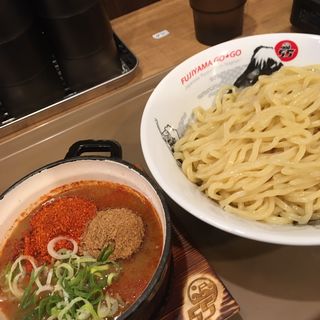 つけ麺レッド(フジヤマ55 福岡天神店)