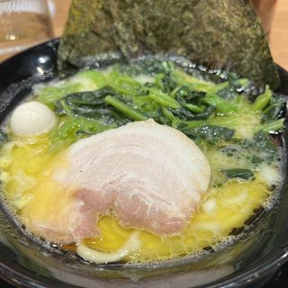 半麺ラーメン(塩)(横浜家系ラーメン 町田商店 川崎西口店)
