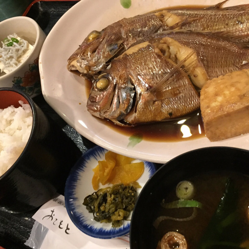 煮付定食 (真鯛の煮付け)(丹吾亭 )