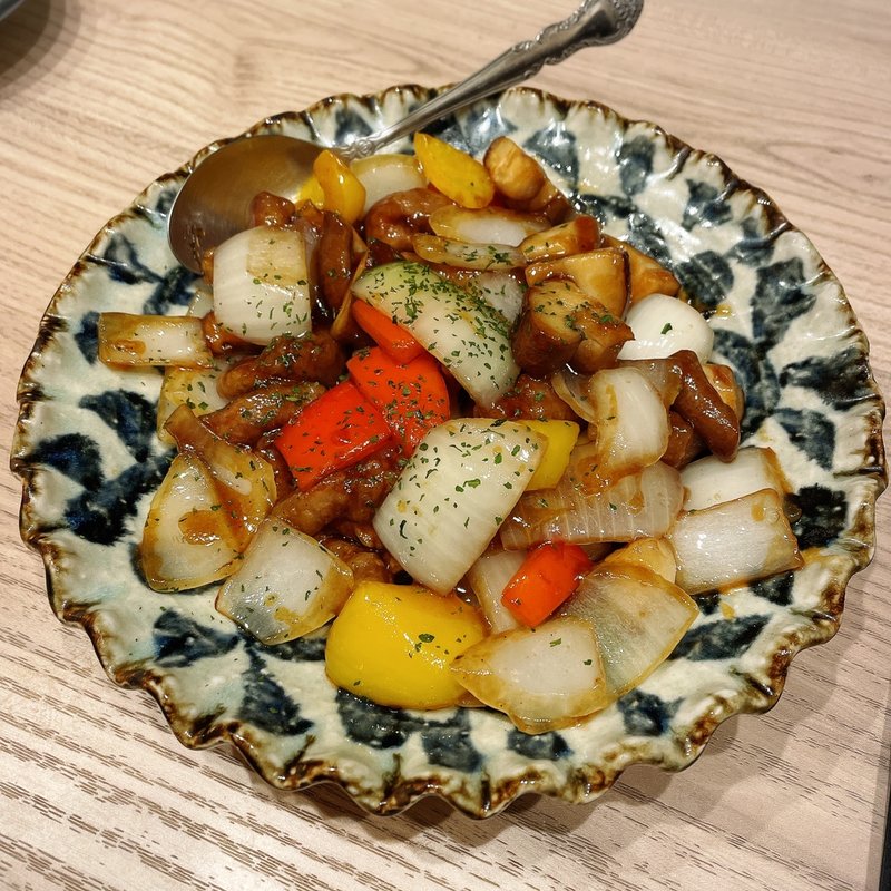 芳寿豚の黒酢炒め(ふぐぶた酒場)