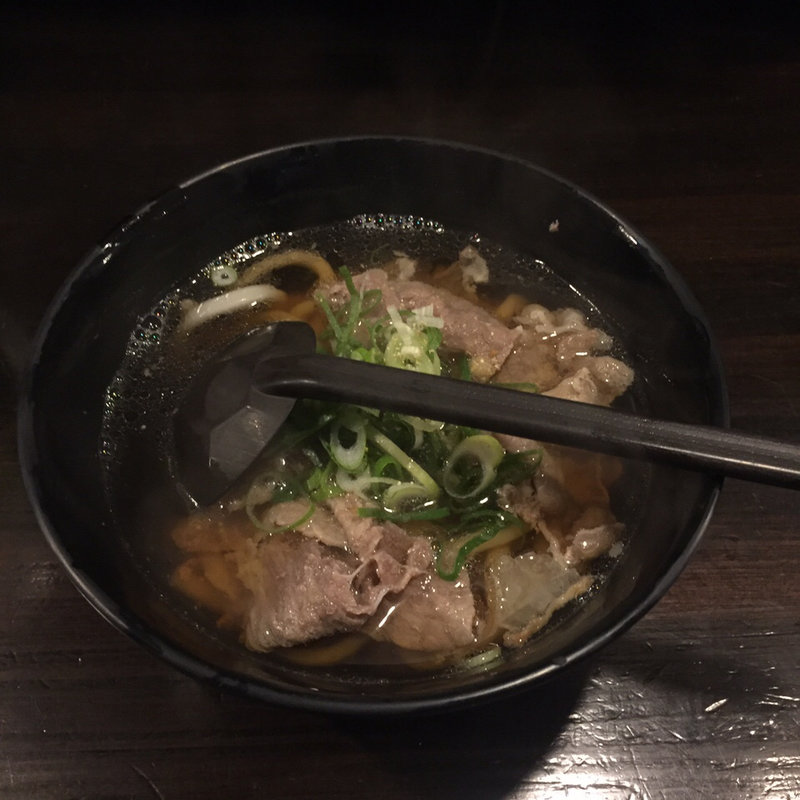 肉かすうどん(屋台風 かすうどん)