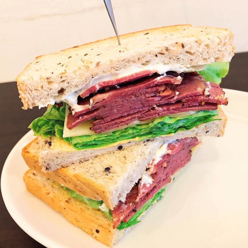 ニューヨークビーフパストラミ(キノーズマンハッタンニューヨーク)