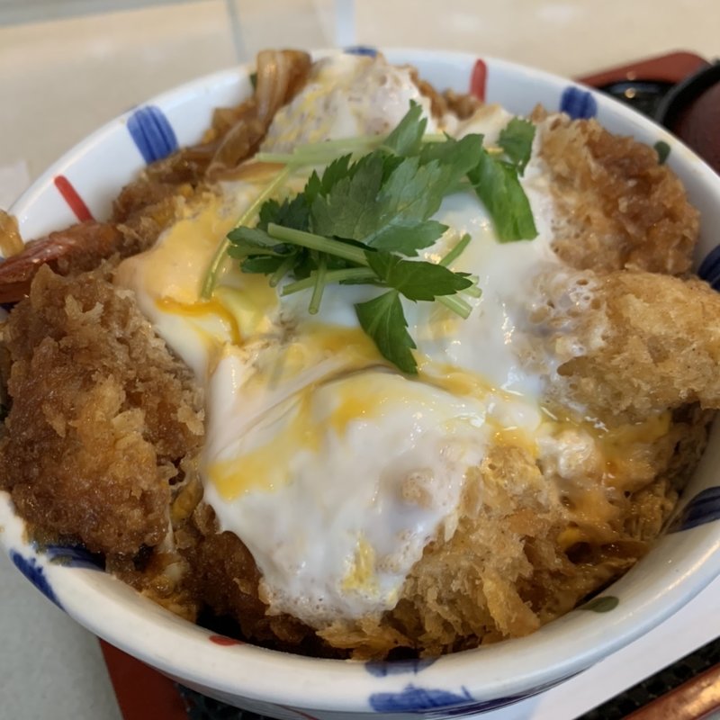 ミックス丼　カツ　エビ(とんかつ後楽)