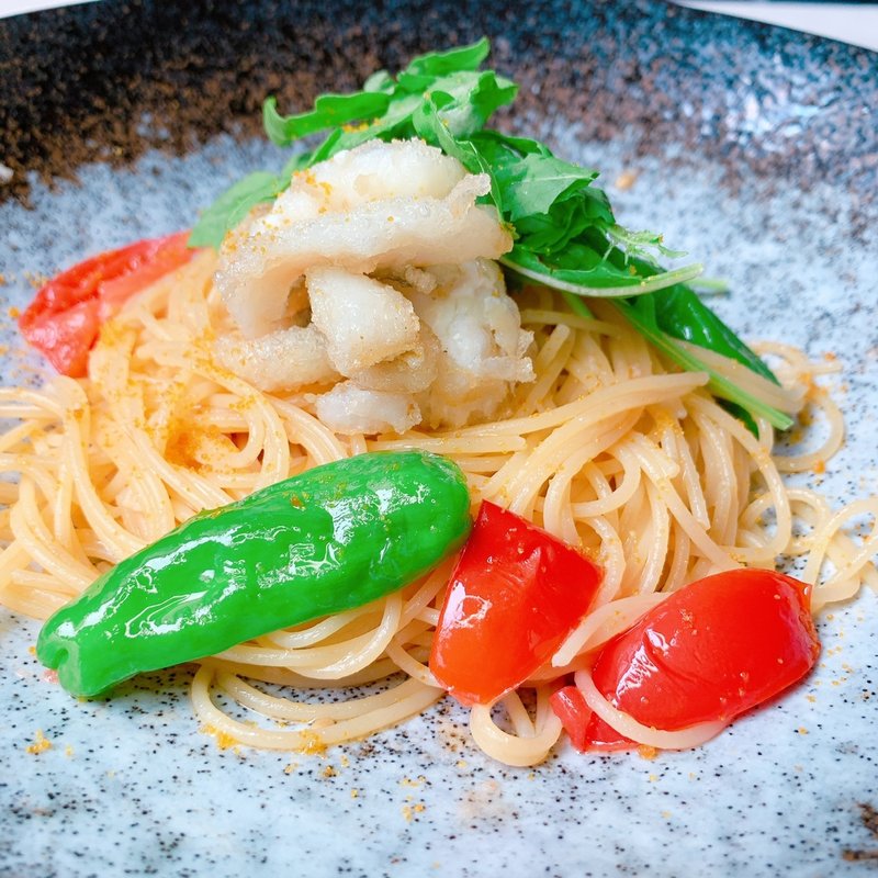 鱧のフリットとフレッシュトマトのオイルパスタ(45 （キャラントサンク）)