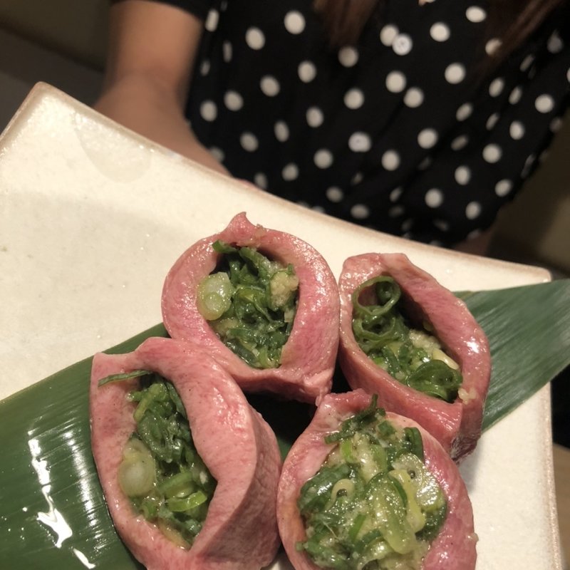 厚切りネギ包みタン(厚切りネギ包みタンのお店 しまちゃん)