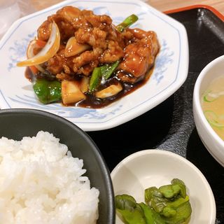 鶏と野菜の黒酢あん定食(福しん　水天宮前T-CAT店)