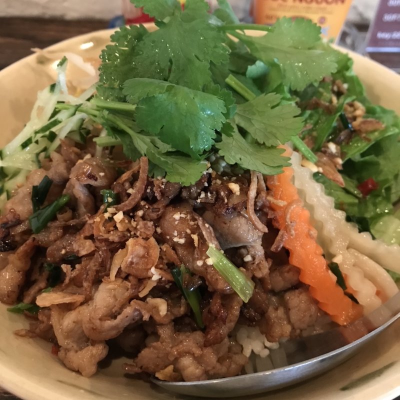 コムティットヌン(べトナムゴハン チリン堂)