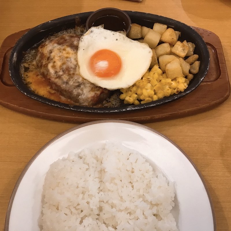 イタリアンハンバーグ(サイゼリヤ 台場フロンティアビル店)