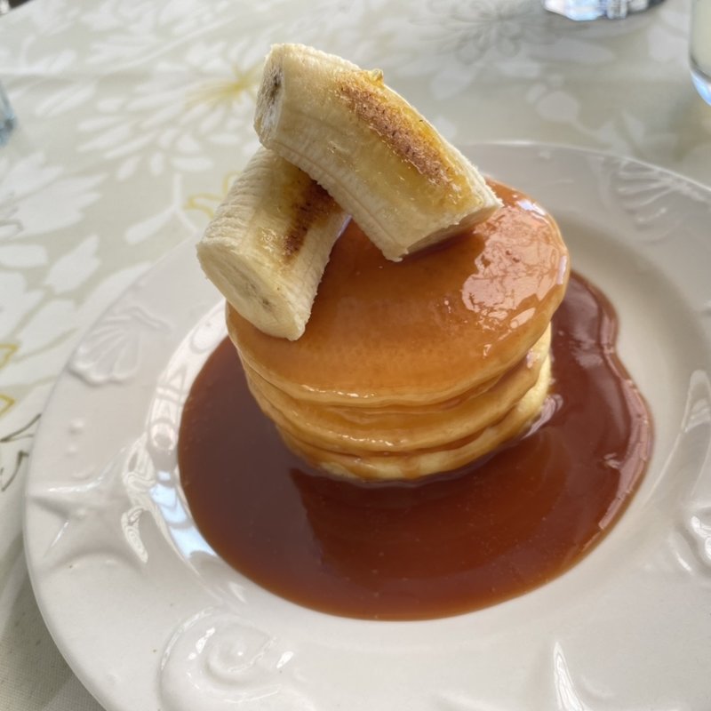 キャラメルソース＆バナナ(江ノ島パンケーキ)