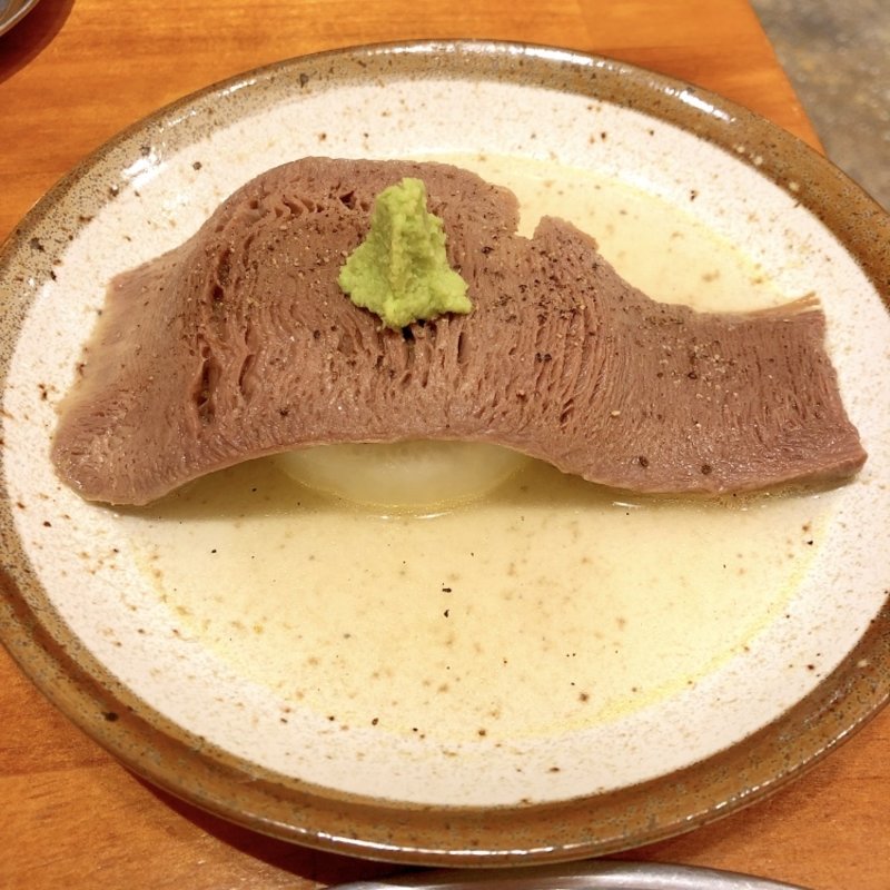 牛タン煮込み(牛タン いろ葉)