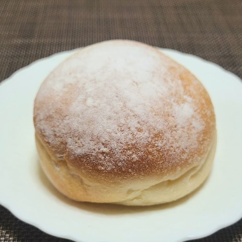 生クリームクリームパン(オイシイパンヤ)