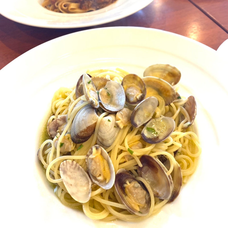 ボンゴレビアンゴ(Ristorante Italiano azalea)