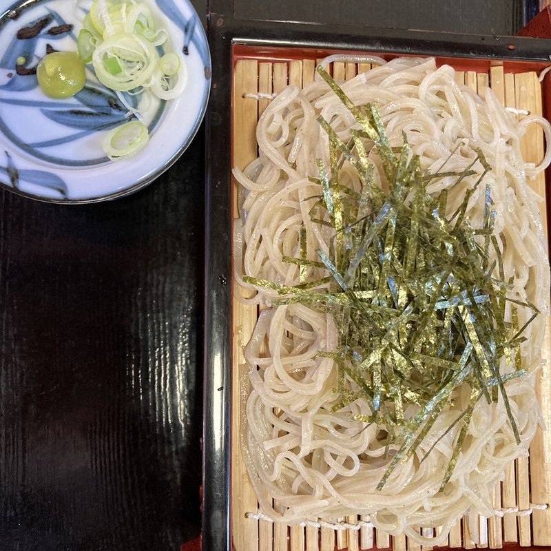 ざるそば(道の駅　大滝温泉　郷路館)