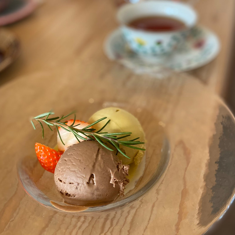 自家製アイス2種盛(カフェドミーミ（Café de mimi）)