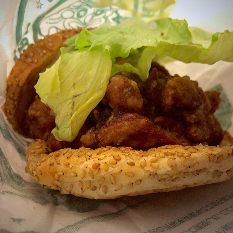 チャイニーズチキンバーガー(ラッキーピエロ 函館駅店)