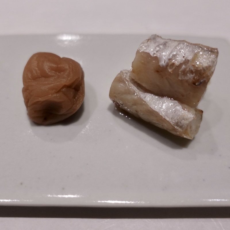 八角(鮨処 有馬)