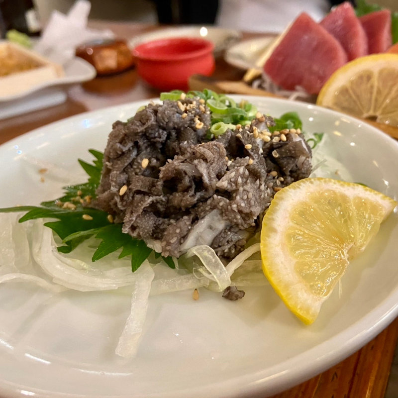 センマイ刺し(博多漁家磯貝 しらすくじら 博多駅前店)