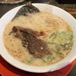 黒肉一本麺(九州ラーメン 亀王 恵美須町店)