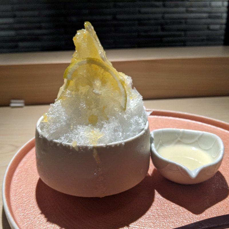 霜月かき氷　三重県産マイヤーレンモンとミルク(焼鳥カッポウ 鳥耀)