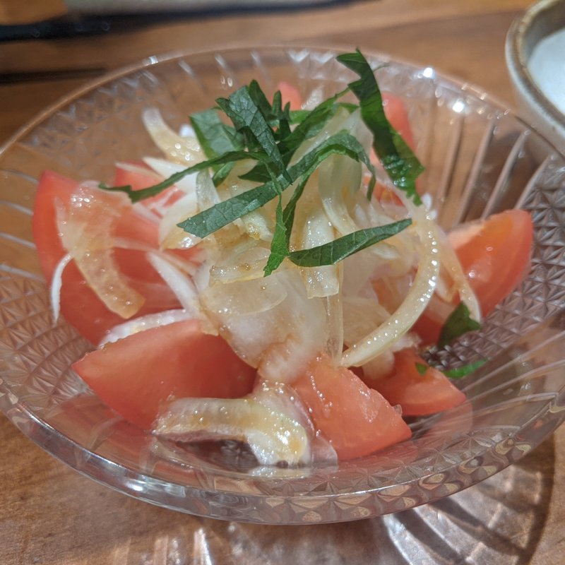 まるごとピリ辛トマト(大宮牛タンいろ葉)