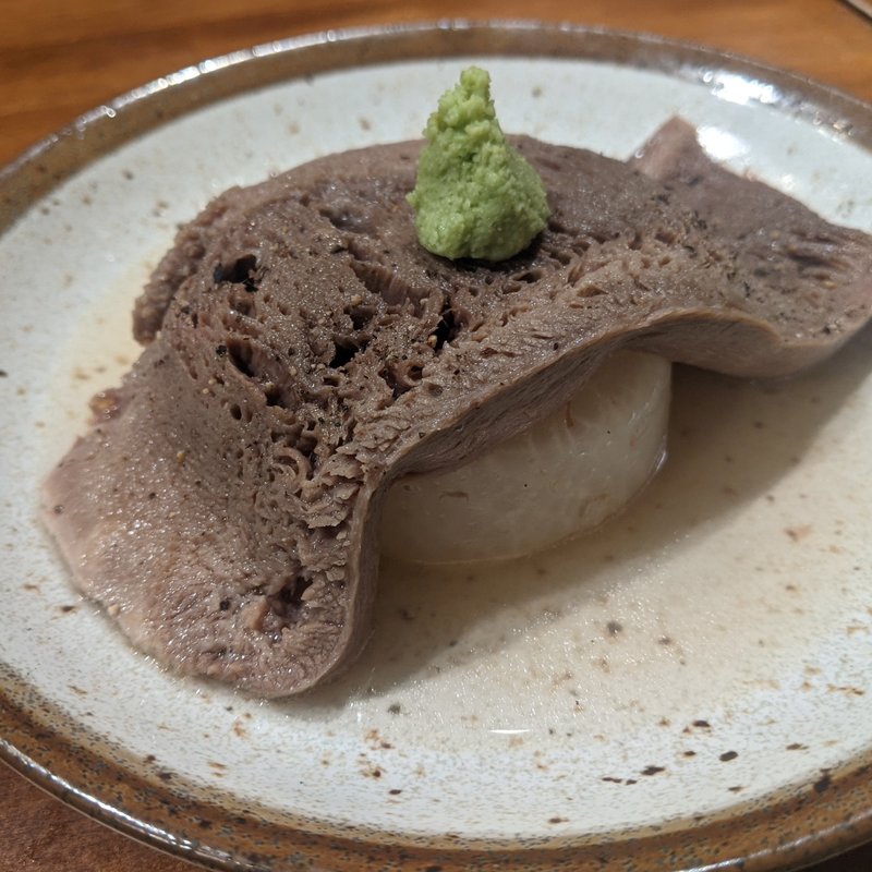 茹でタン(大宮牛タンいろ葉)