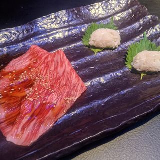極みいちぼの肉寿司(上等焼肉ひらく 歌舞伎町店)