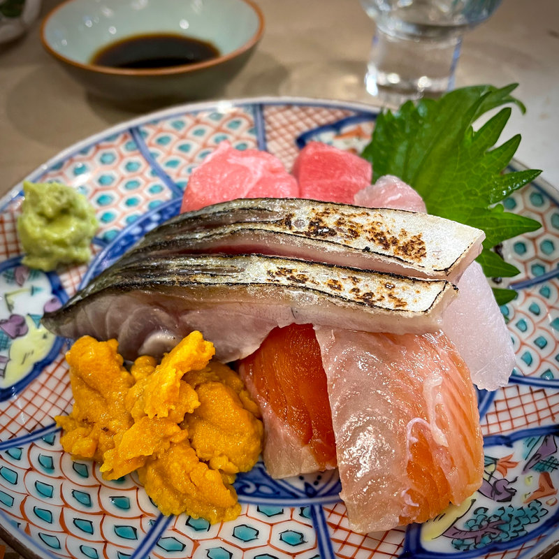 刺身盛り合わせ(たち呑み しゃーぷ)