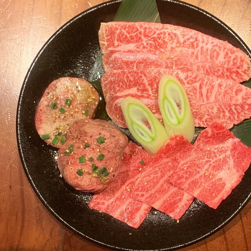 お一人様用限定三点盛り(焼肉 巌門)