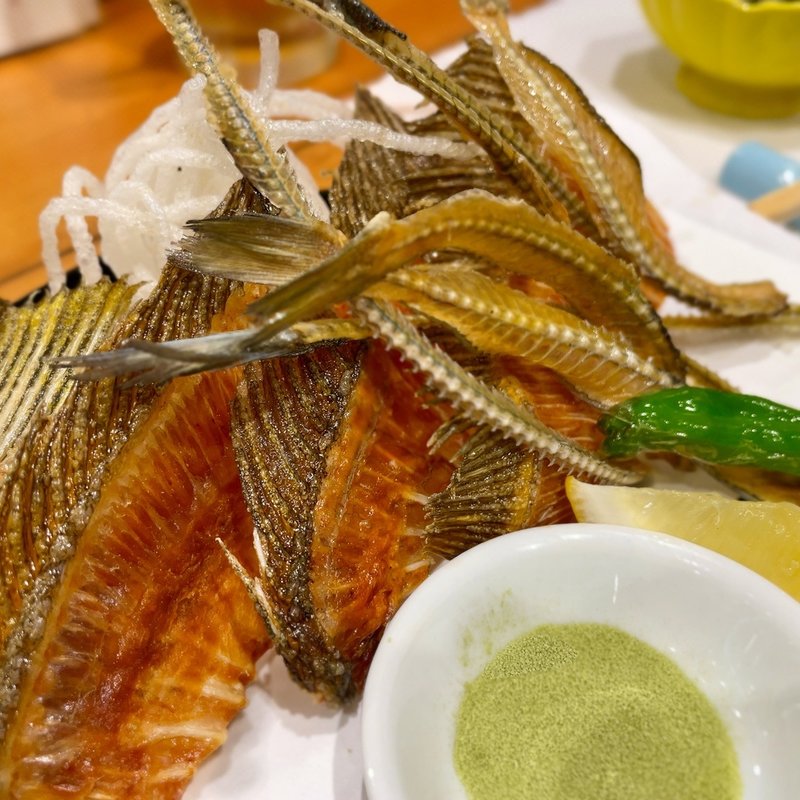 骨せんべい(ひょうたん寿し 江坂東急店)