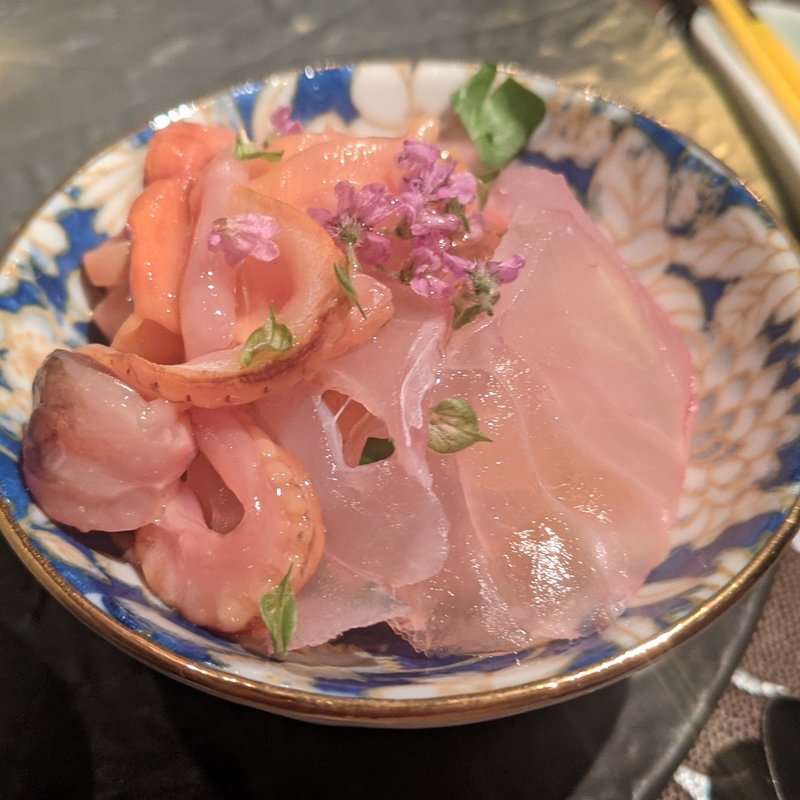 九絵と赤貝のカルパッチョ(ヴィネリア セコンド イル グスト)