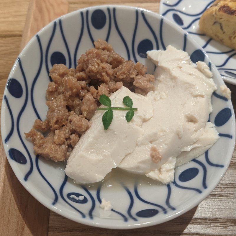 鶏そぼろ豆富(焼鳥IPPON)