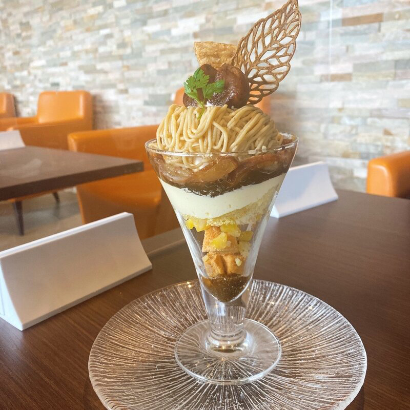 和栗のモンブランパフェ(カフェ マリエ)