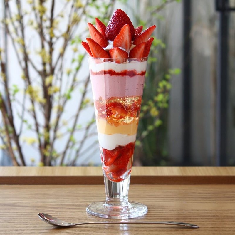 あまおう苺パフェ(麻布野菜菓子 )