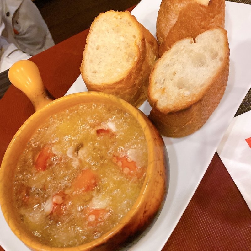 タコのアヒージョ(アムール )