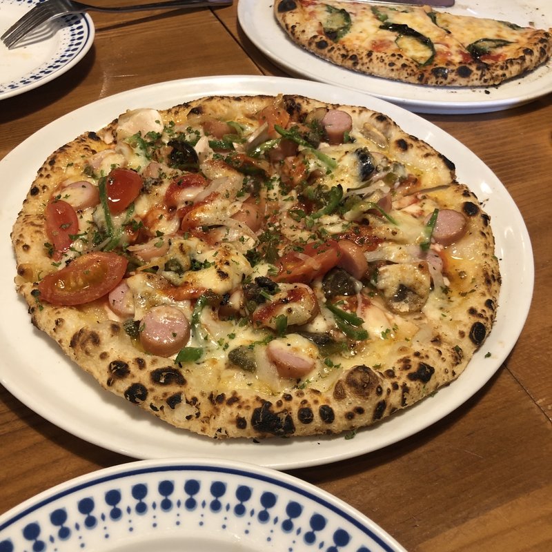 ポークソーセージマッシュルームハラペーニョ(シンイチロウピッツア)