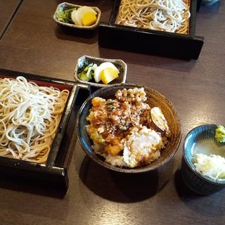 せいろ+小天丼(かき揚げ)(日本蕎麦 一辰)