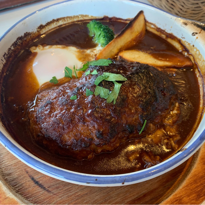 煮込みハンバーグ（メイン）(CAFE GARAGE)