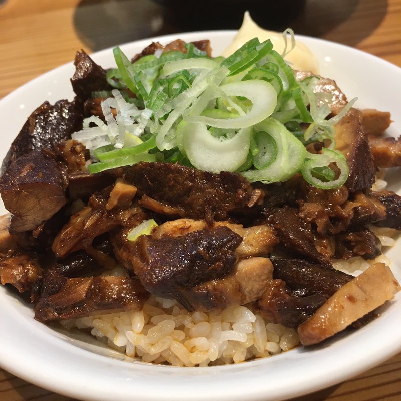 チャーシュー丼(こだわり麺工房 たご)