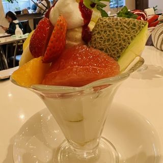 フルーツパフェ(フルーツカフェ オレンジ （fruit cafe ORANGE）)