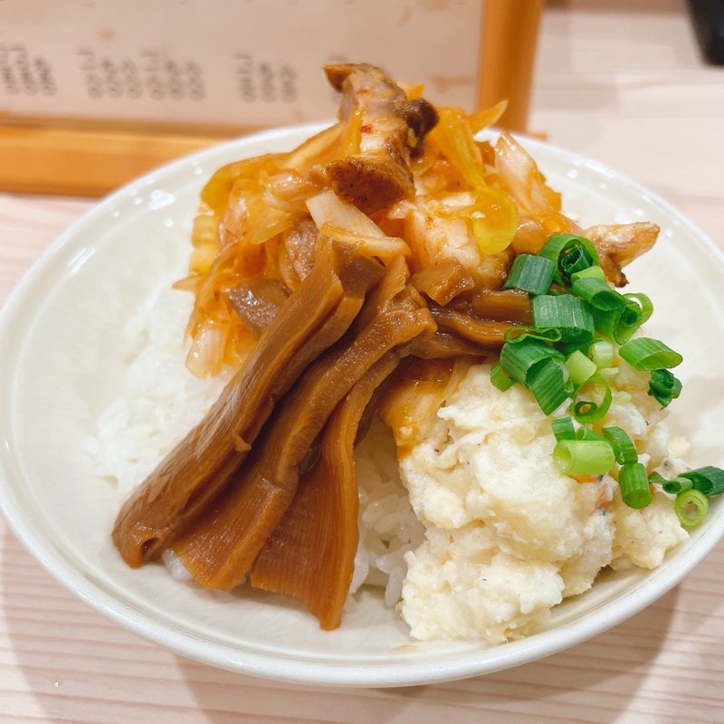 ねぎチャーシューめんま丼(ラーメン専科 竹末食堂)